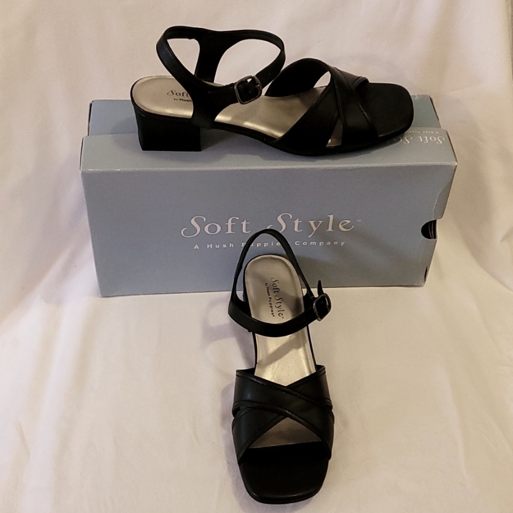 Women's dress shoes